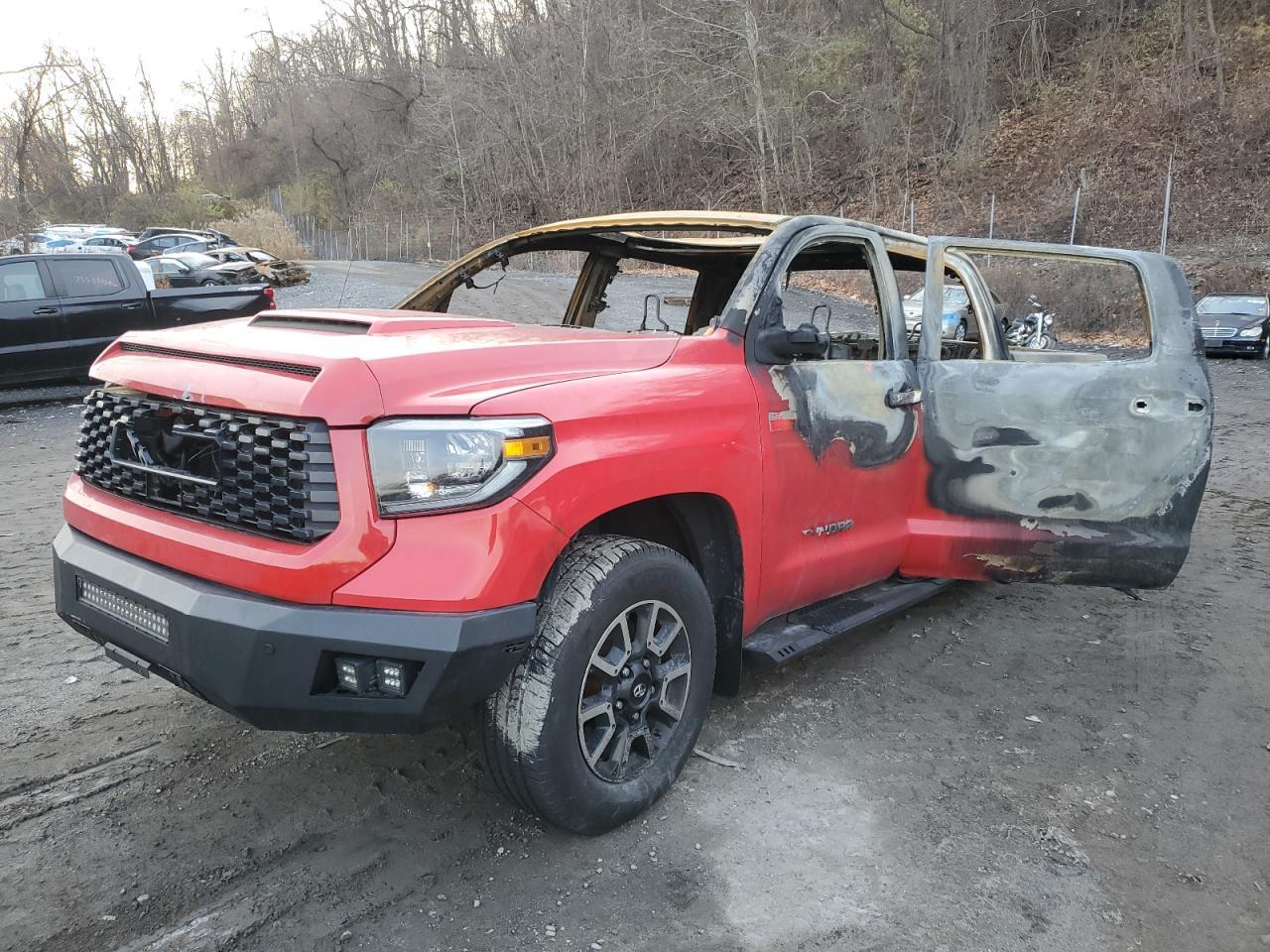 2014 TOYOTA TUNDRA CRE