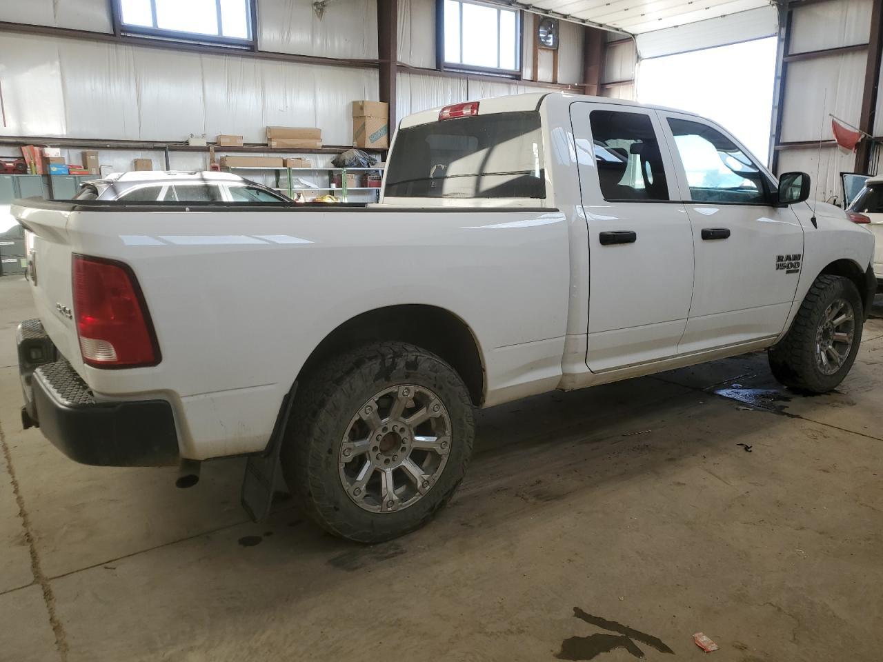 2019 RAM 1500 CLASS - Фото 3
