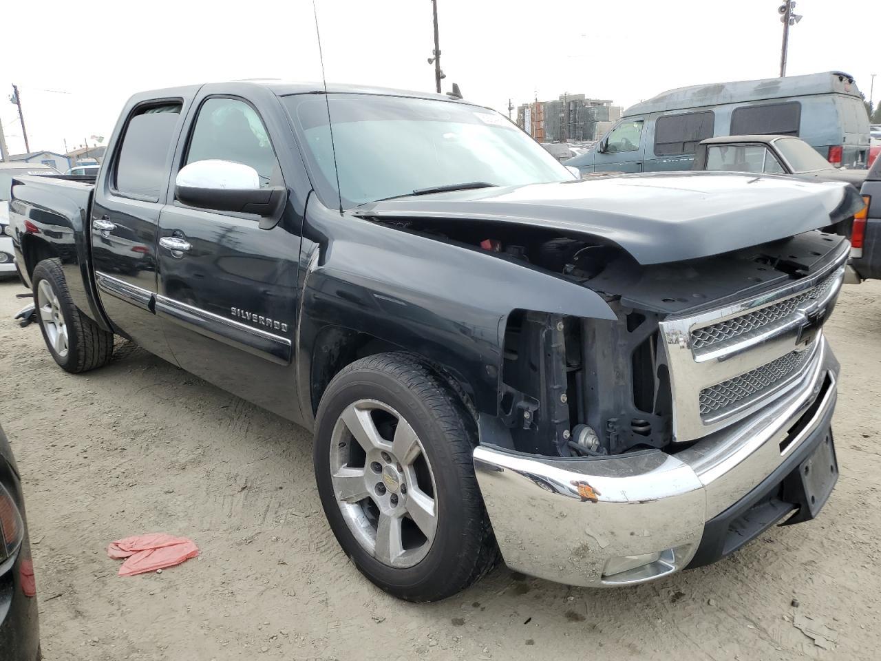 2013 CHEVROLET SILVERADO - Фото 4