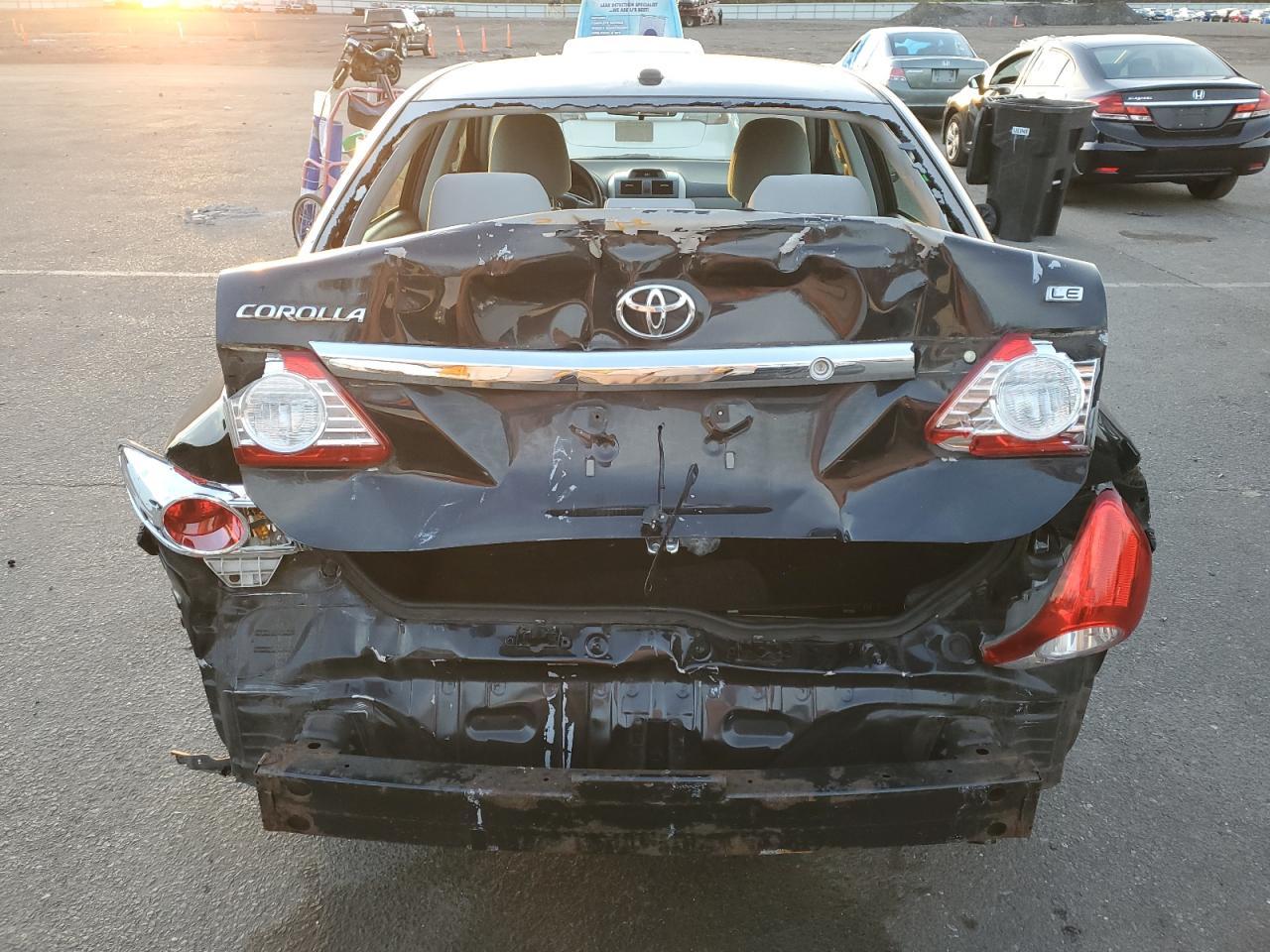 2013 TOYOTA COROLLA BA - Фото 6