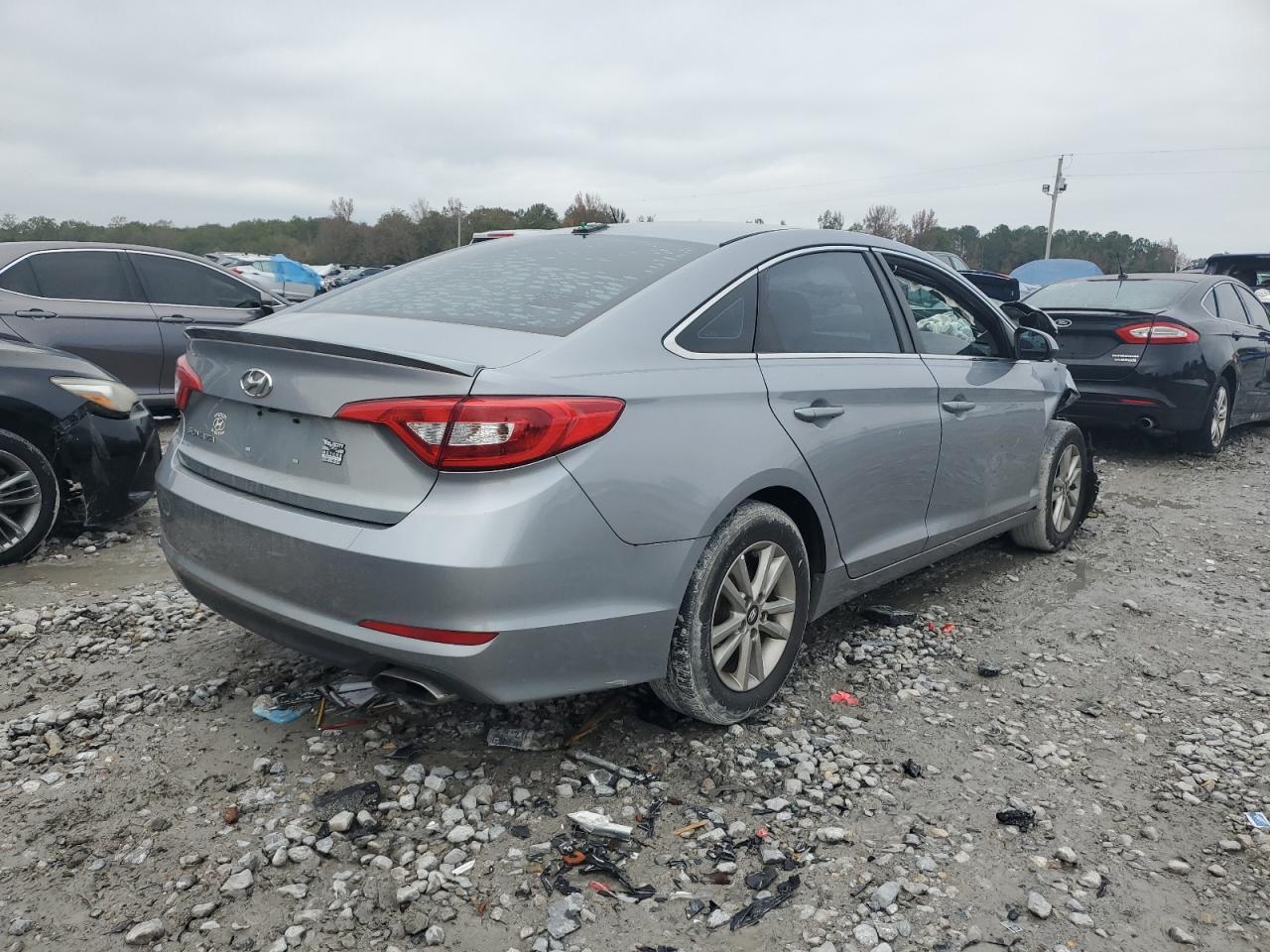 2017 HYUNDAI SONATA SE - Фото 3