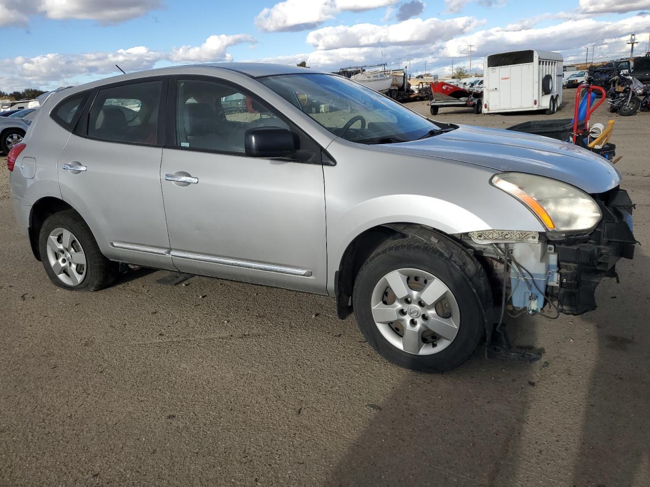 2013 NISSAN ROGUE S - Фото 4