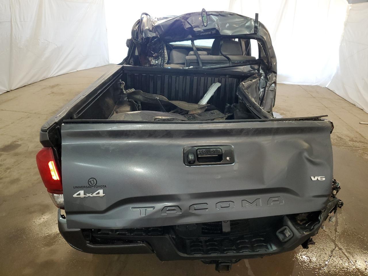 2019 TOYOTA TACOMA DOU - Фото 6