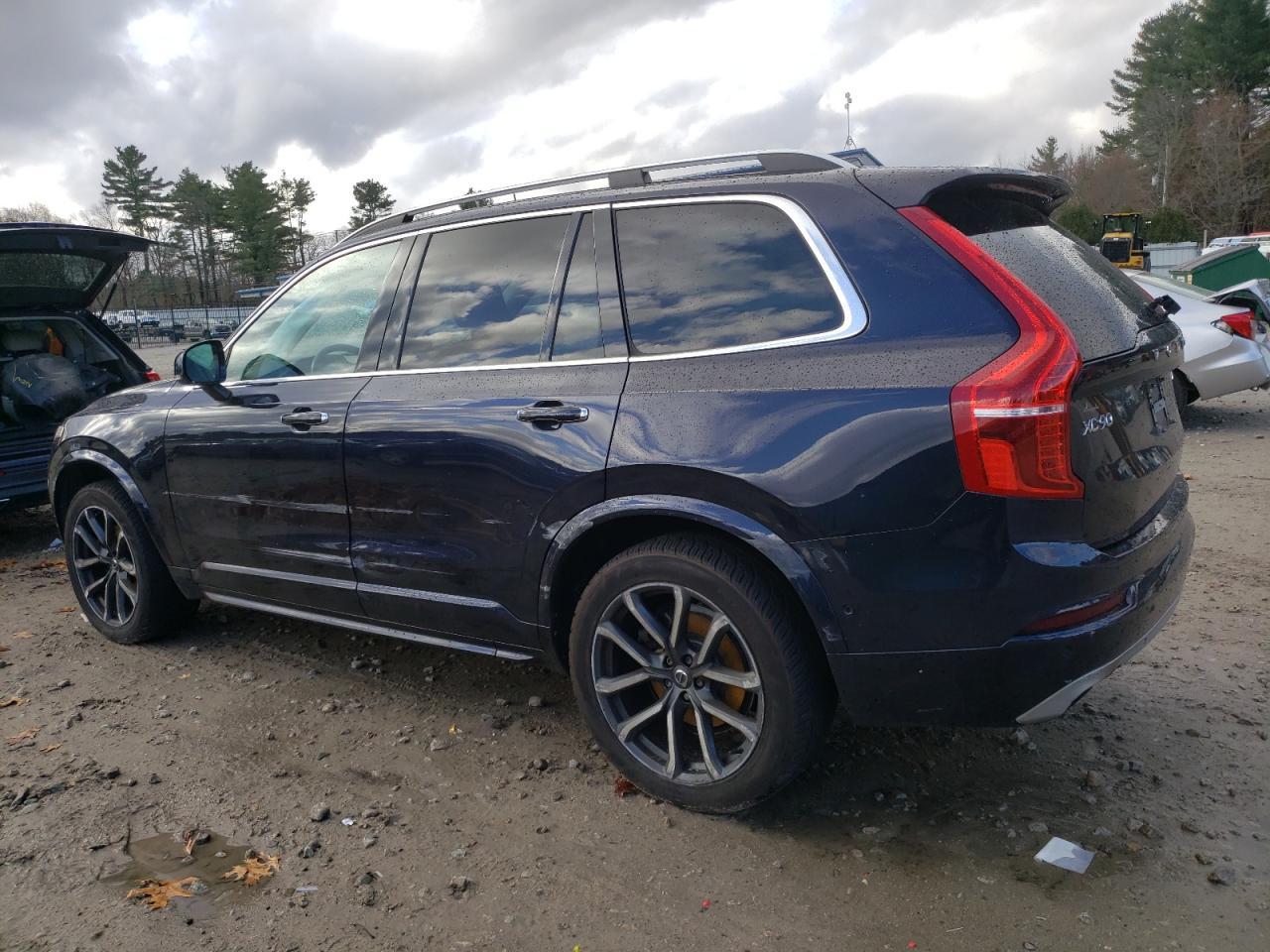 2016 VOLVO XC90 T6 - Фото 2