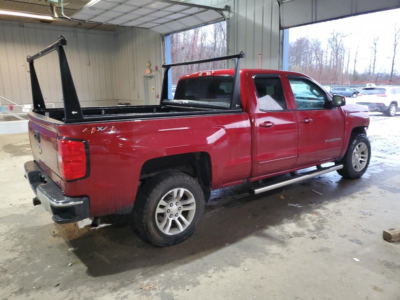 2018 CHEVROLET SILVERADO - Фото 3