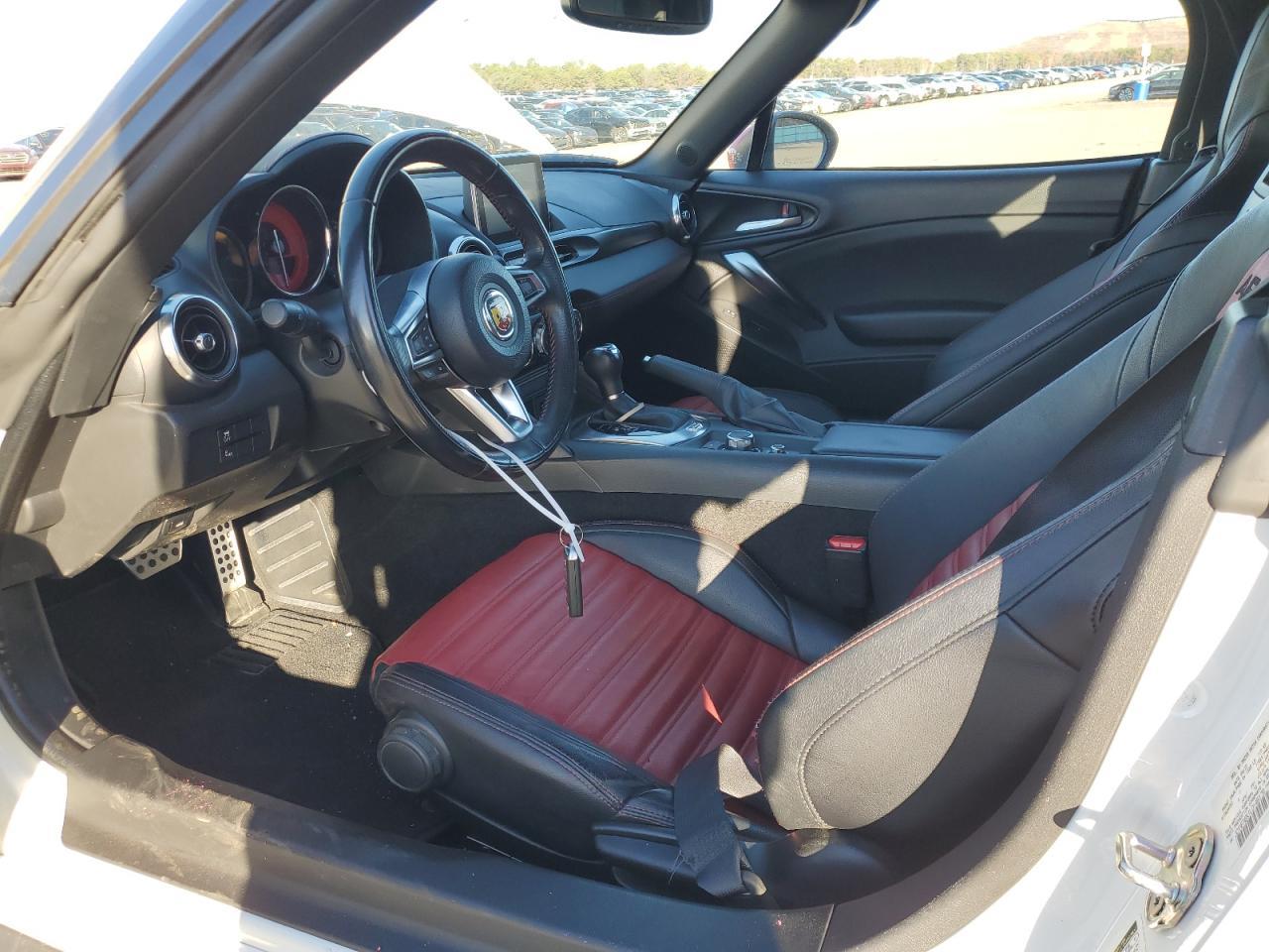 2020 FIAT 124 SPIDER - Image 7