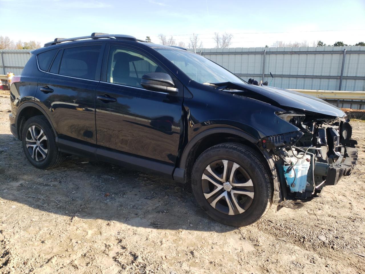 2017 TOYOTA RAV4 LE - Image 4