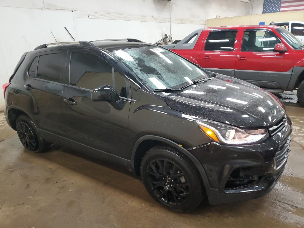 2021 CHEVROLET TRAX 1LT - Image 4