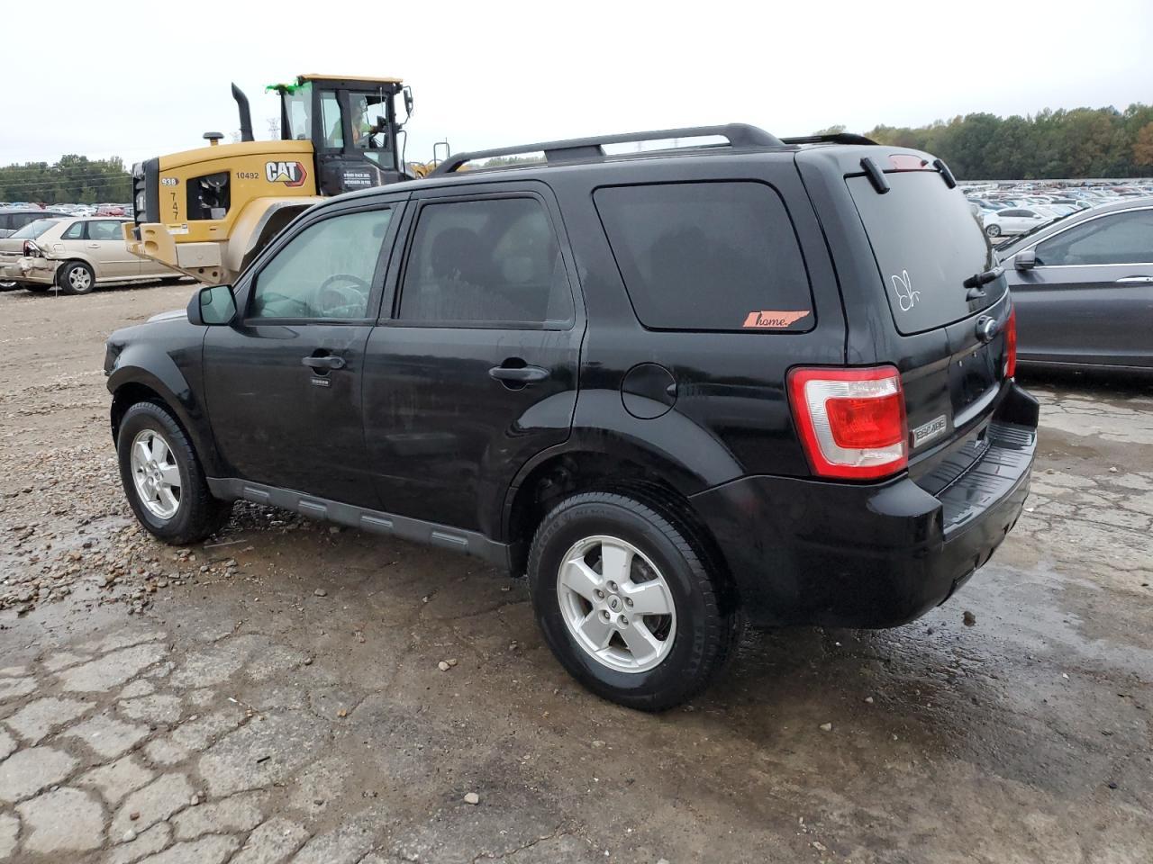 2012 FORD ESCAPE XLT - Image 2