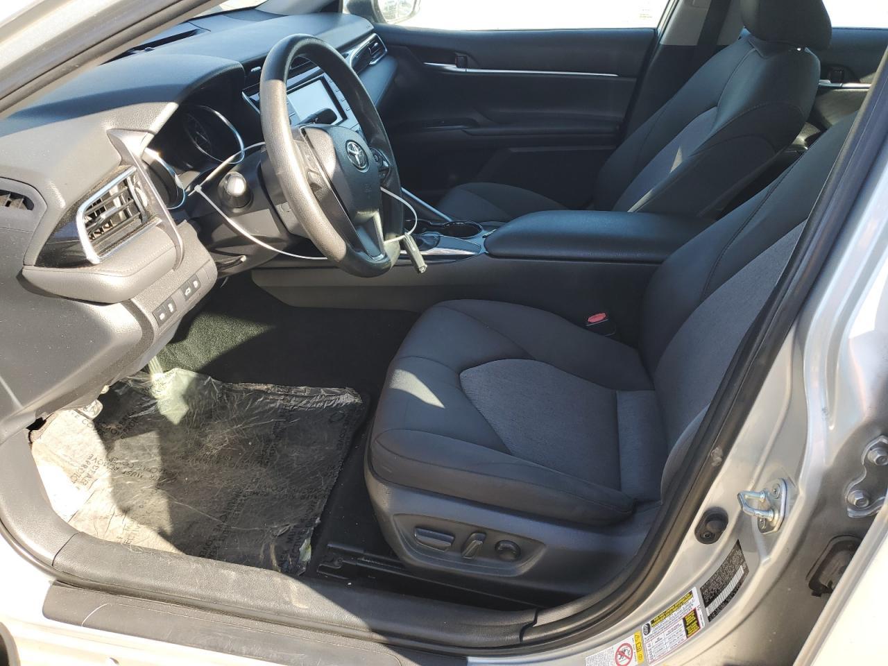 2018 TOYOTA CAMRY L - Фото 7