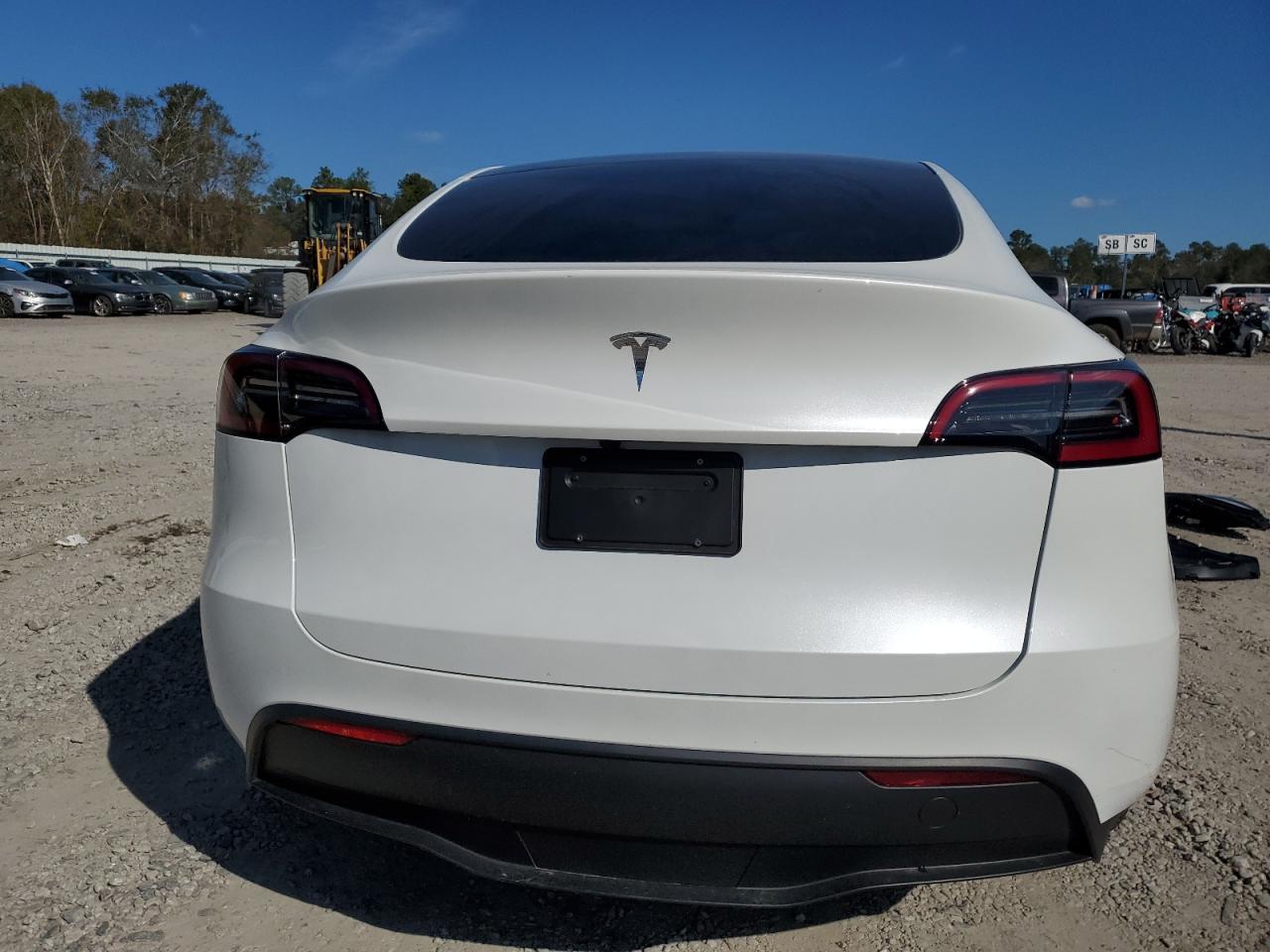 2025 TESLA MODEL Y - Image 6