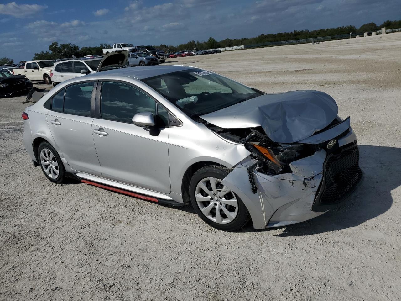2021 TOYOTA COROLLA LE - Image 4