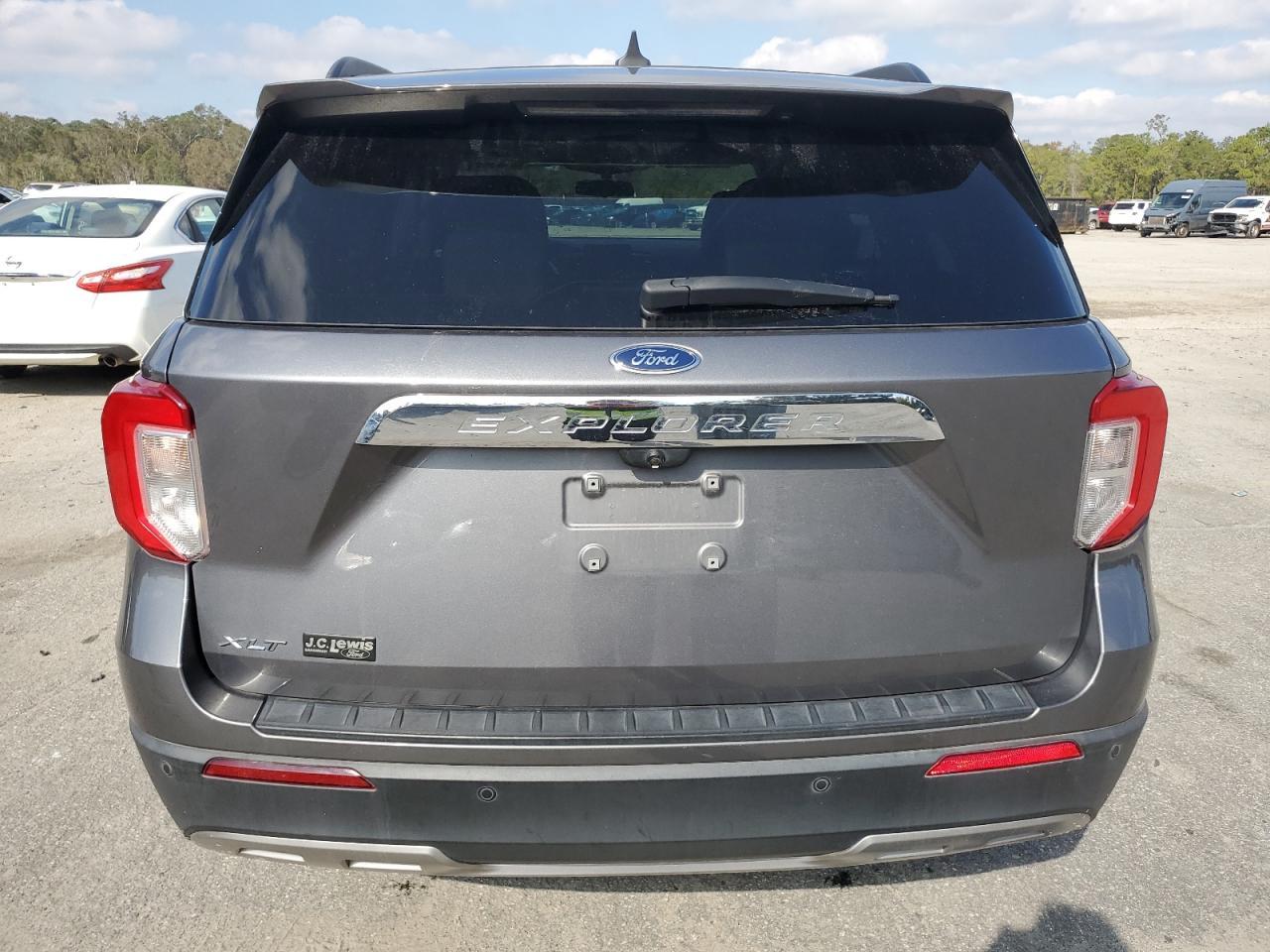 2022 FORD EXPLORER X - Image 6