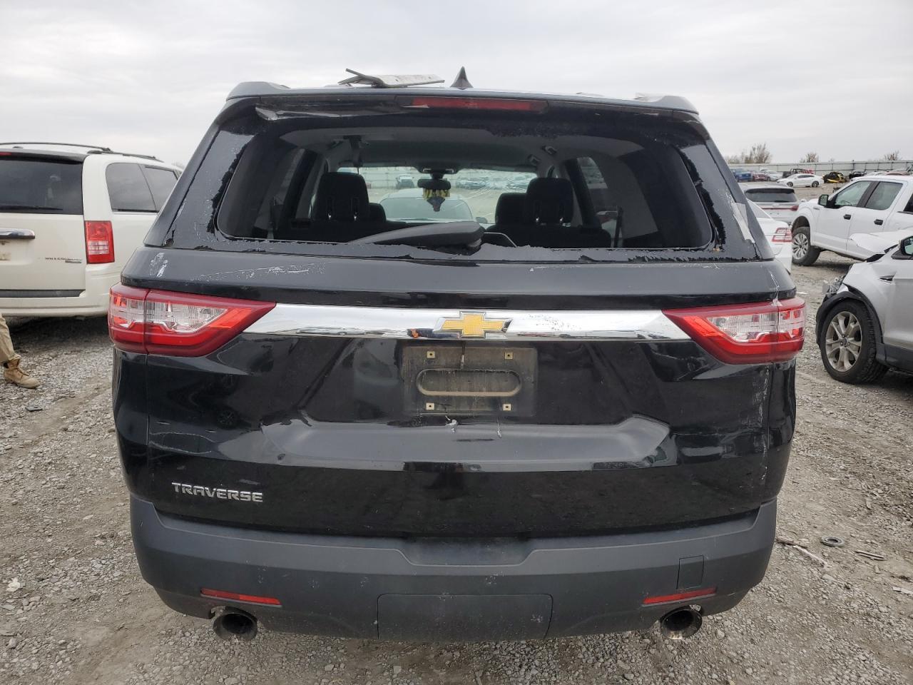 2018 CHEVROLET TRAVERSE L - Фото 6