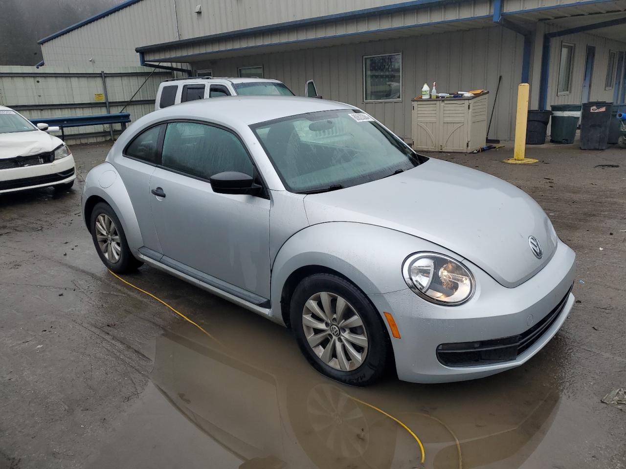 2014 VOLKSWAGEN BEETLE - Image 4