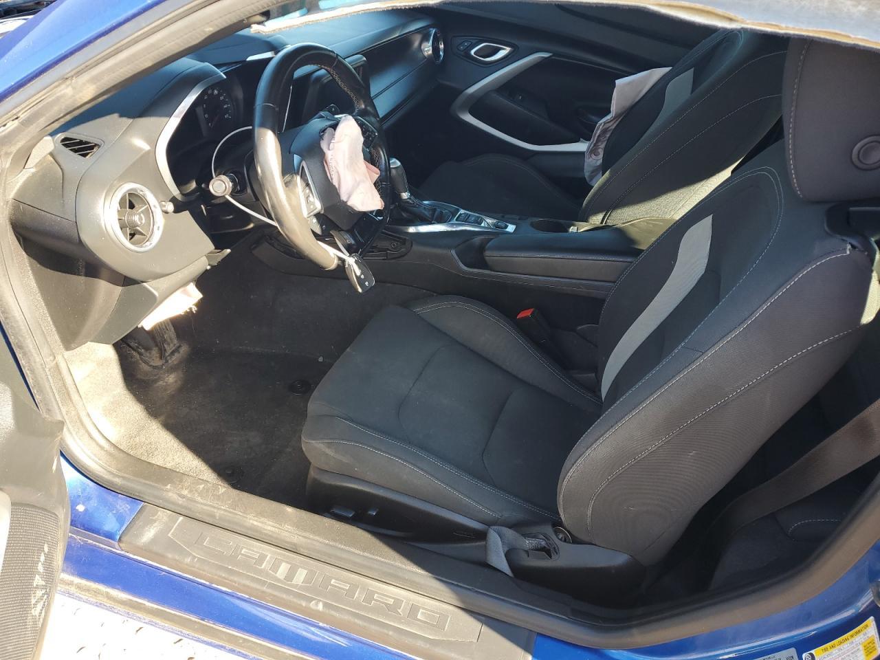 2018 CHEVROLET CAMARO LT - Image 7