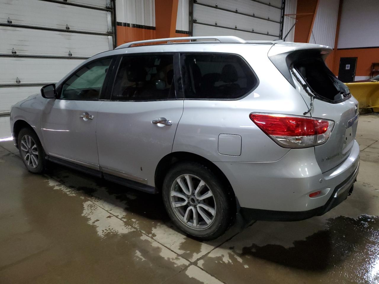 2013 NISSAN PATHFINDER - Фото 2