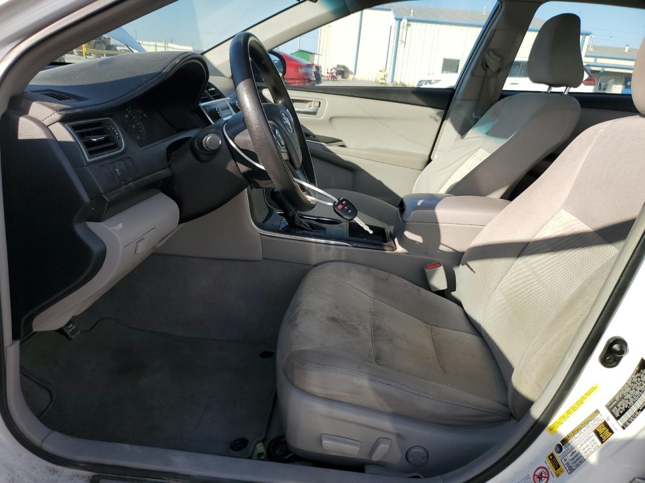 2015 TOYOTA CAMRY LE - Фото 7