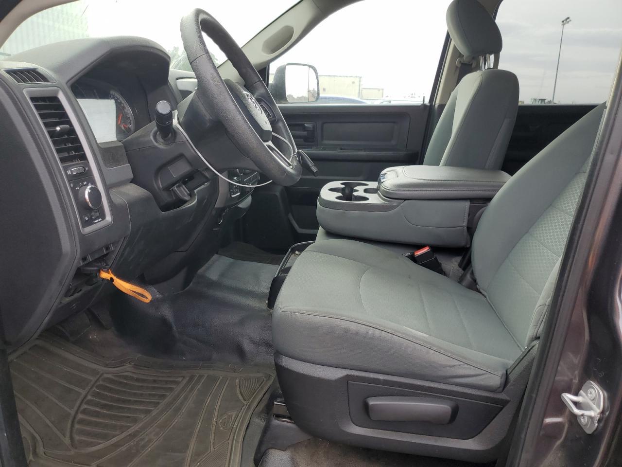 2018 RAM 1500 ST - Image 7