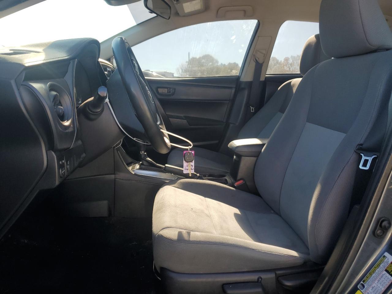 2018 TOYOTA COROLLA L - Image 7