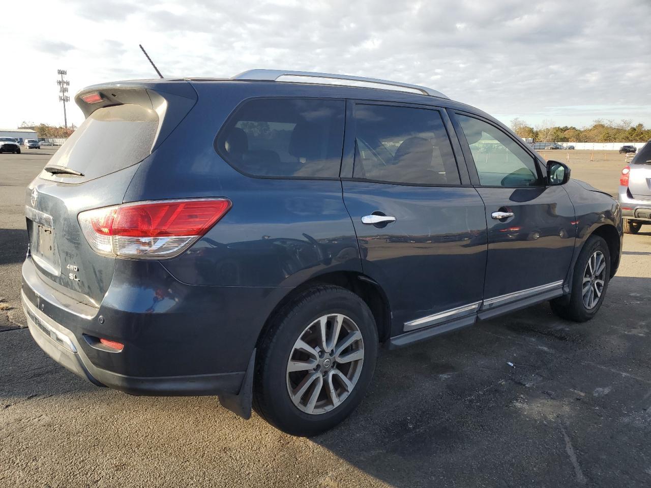 2013 NISSAN PATHFINDER - Image 3