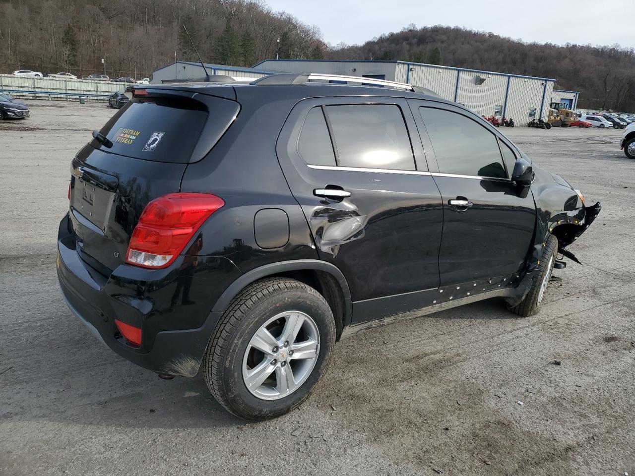 2019 CHEVROLET TRAX 1LT - Фото 3
