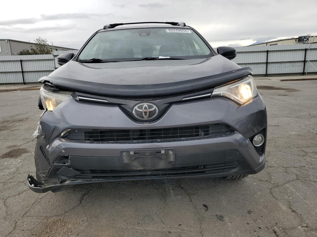 2017 TOYOTA RAV4 LE - Фото 5