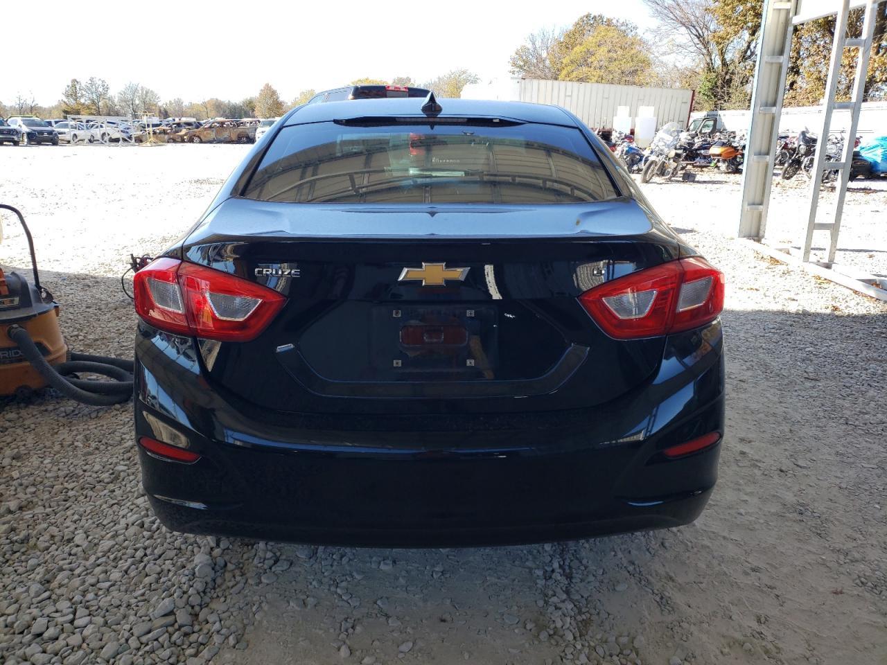 2017 CHEVROLET CRUZE LT - Фото 6