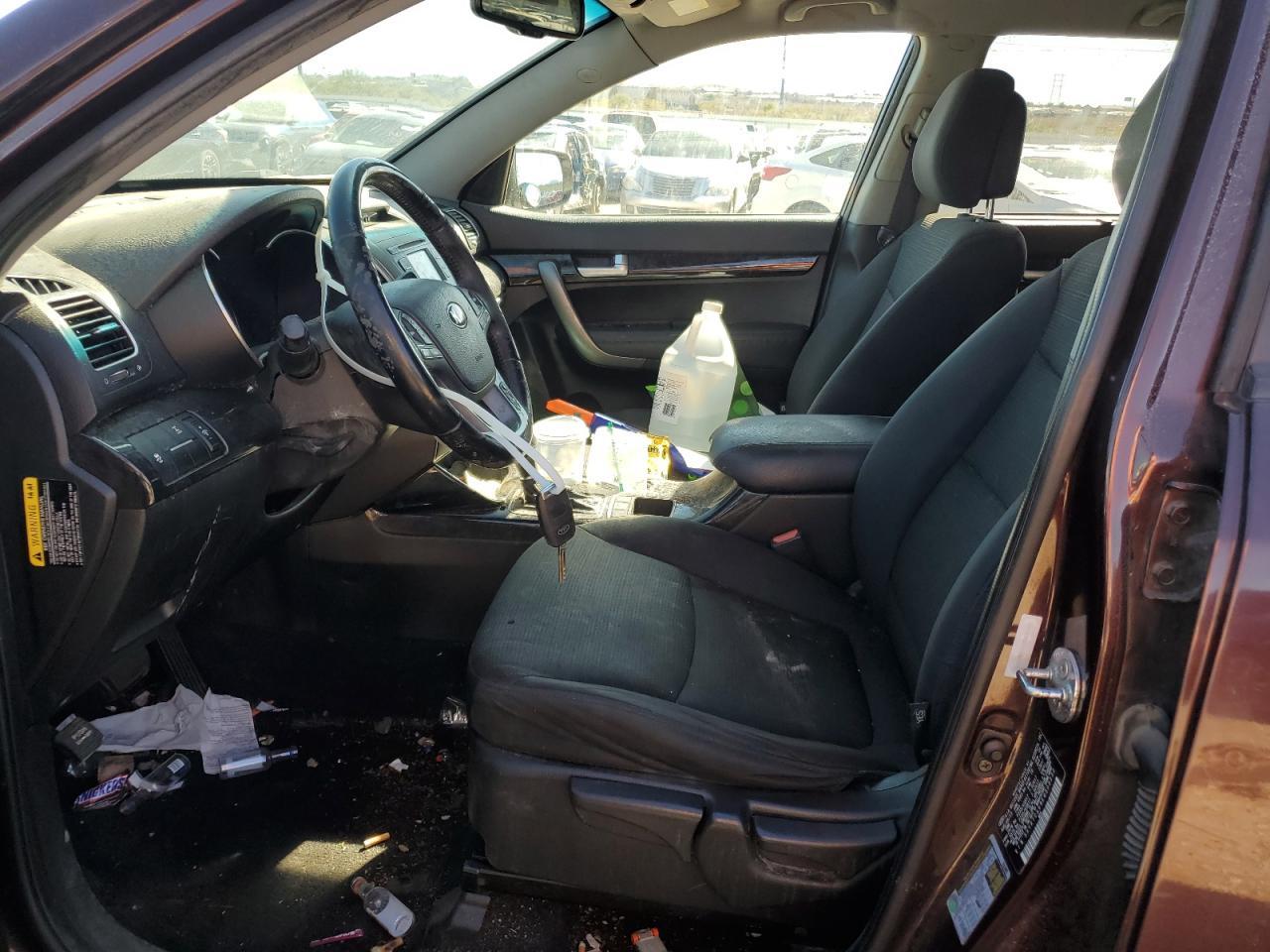 2014 KIA SORENTO LX - Image 7