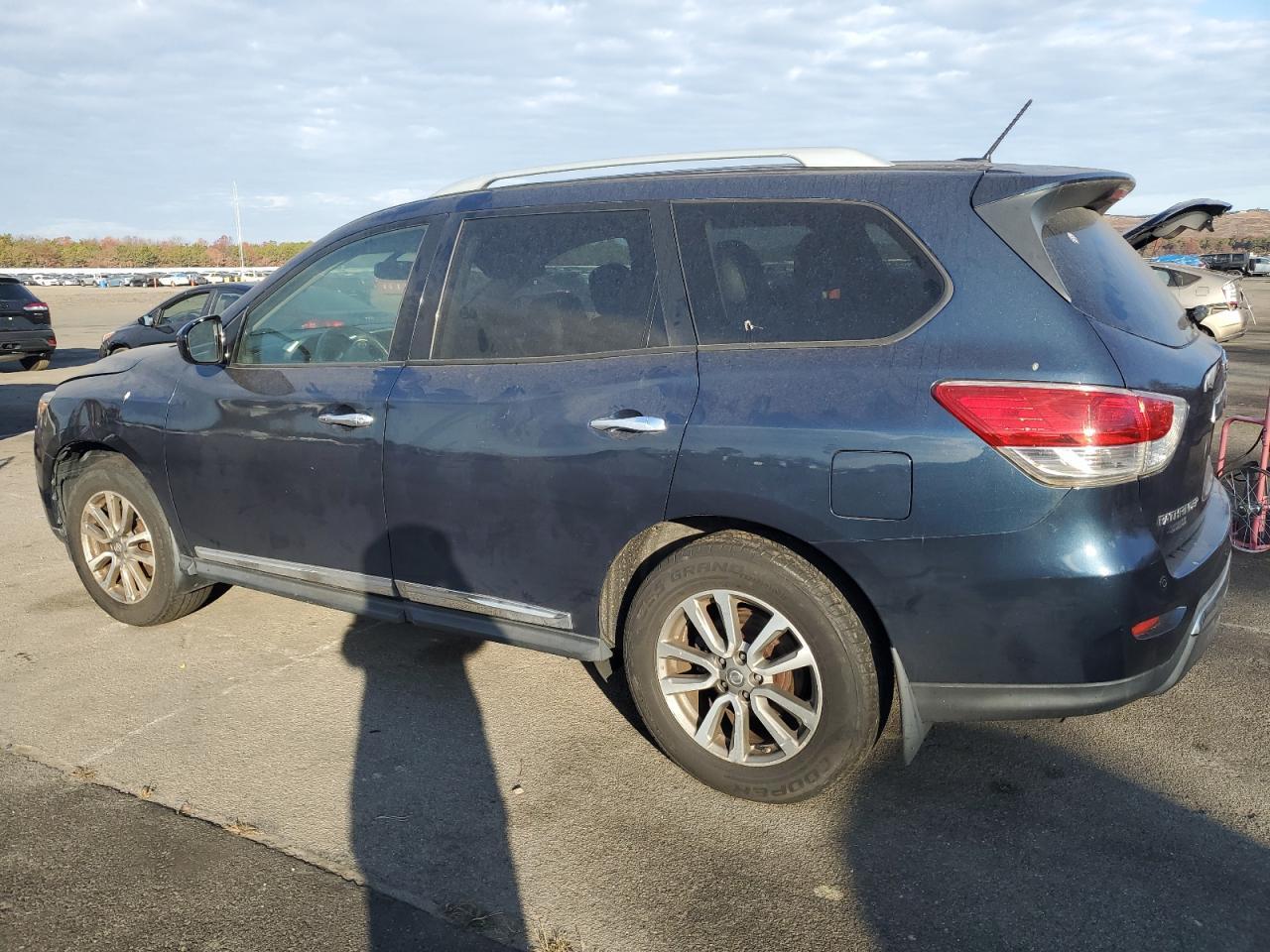 2013 NISSAN PATHFINDER - Image 2