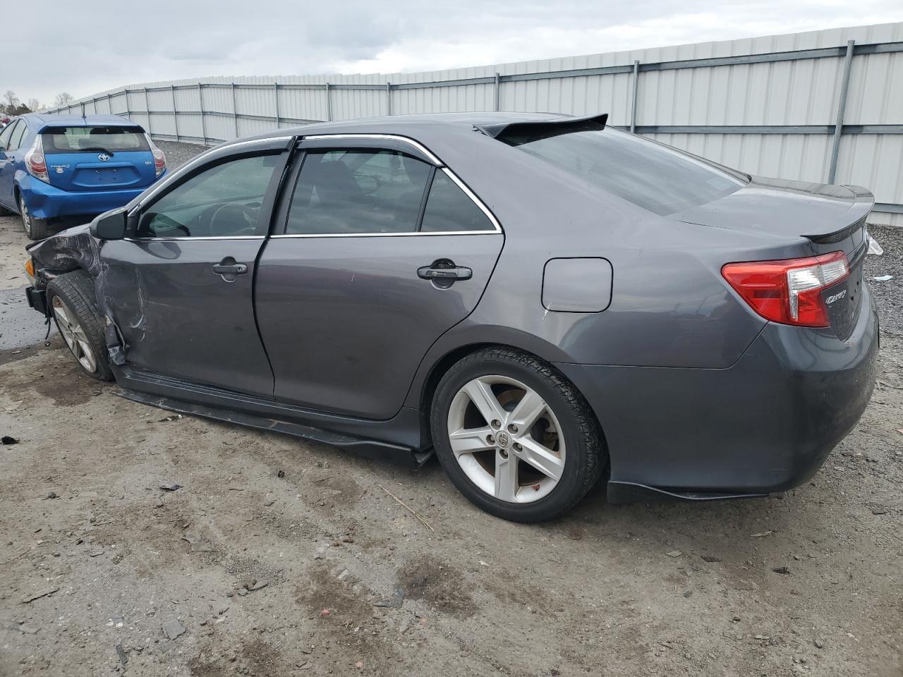 2014 TOYOTA CAMRY L - Image 2