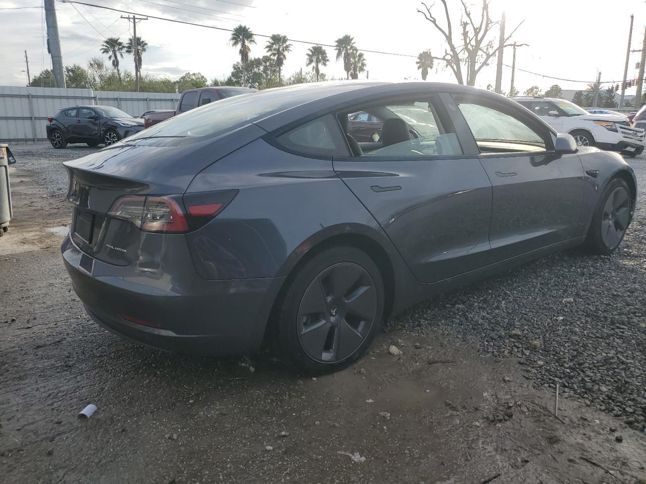 2022 TESLA MODEL 3 - Image 3