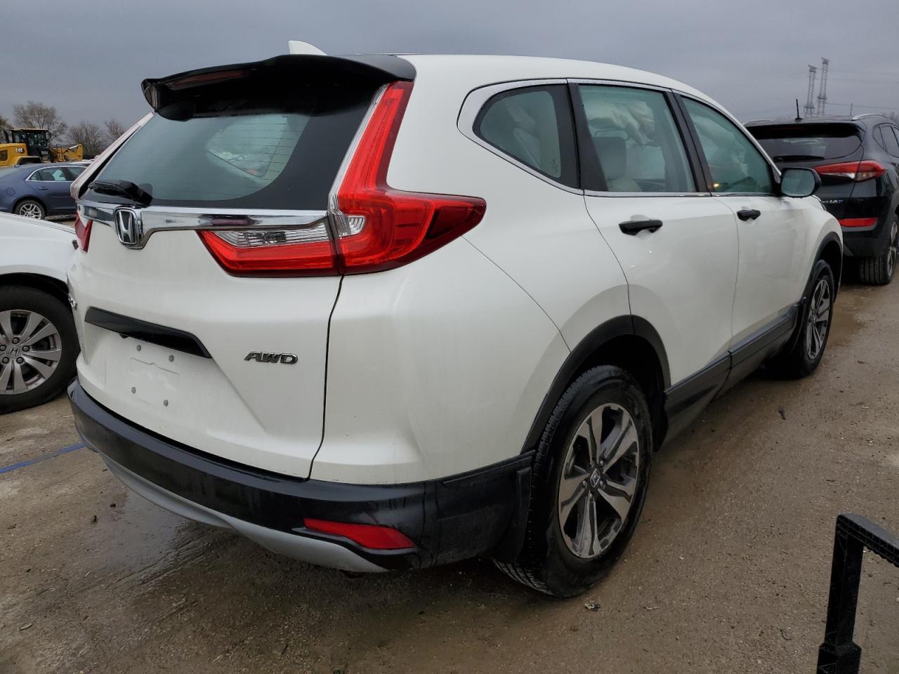 2017 HONDA CR-V LX - Фото 3