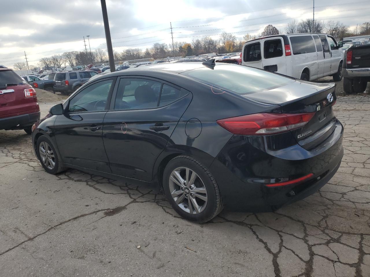 2017 HYUNDAI ELANTRA SE - Фото 2