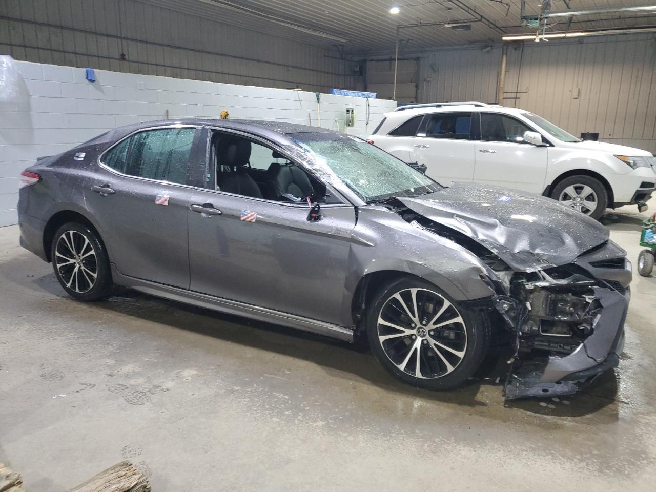 2020 TOYOTA CAMRY SE - Image 4