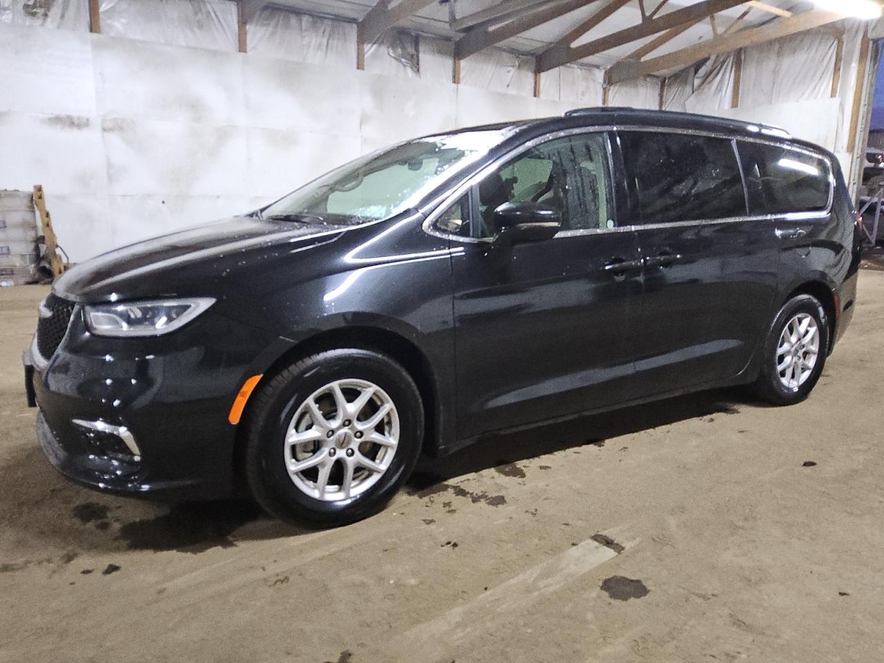 2022 CHRYSLER PACIFICA T