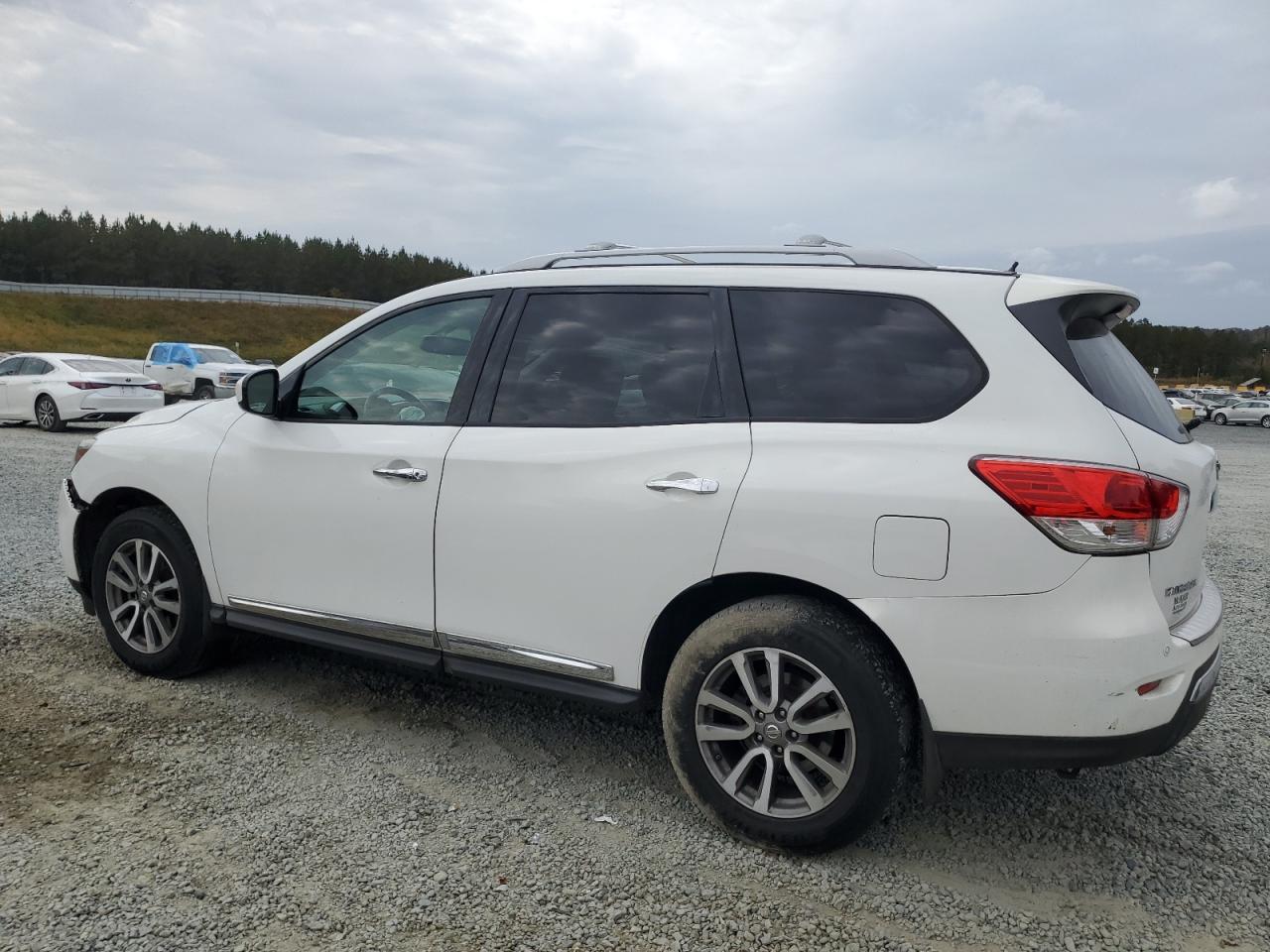 2013 NISSAN PATHFINDER - Image 2