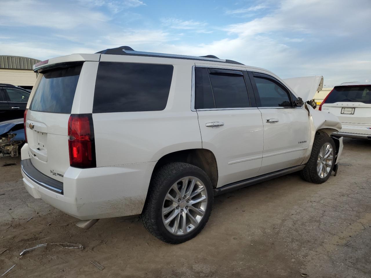 2019 CHEVROLET TAHOE K150 - Фото 3