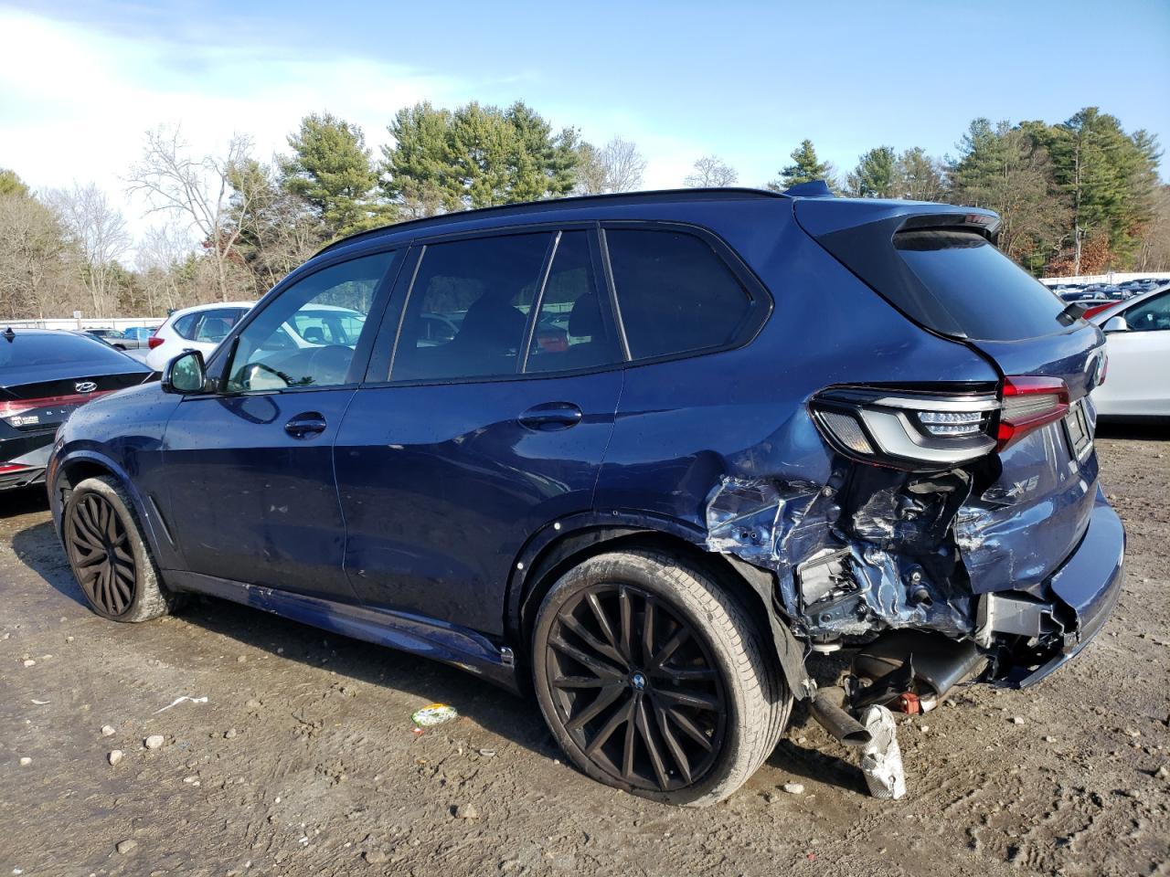 2022 BMW X5 XDRIVE4 - Image 2
