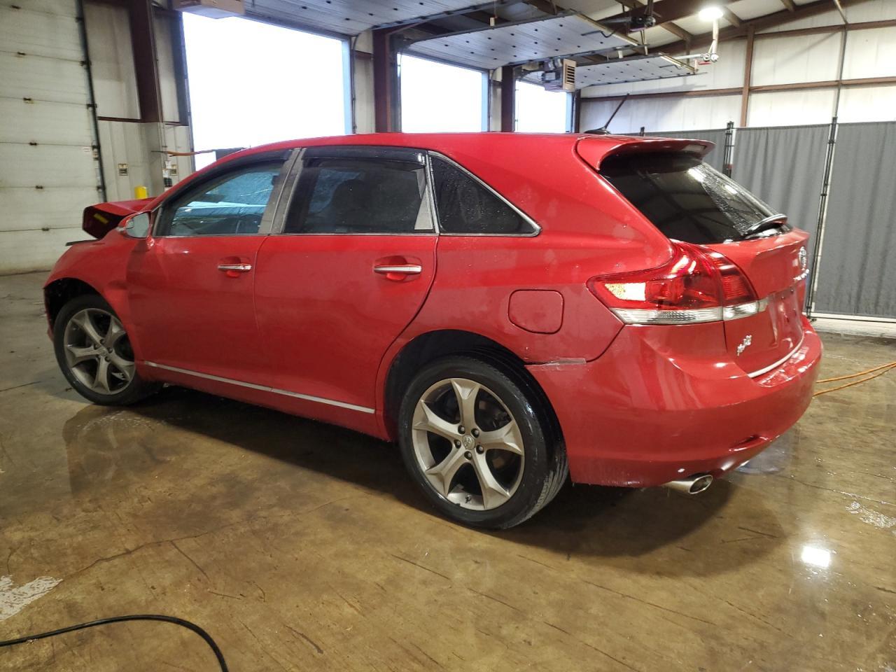 2014 TOYOTA VENZA LE - Image 2