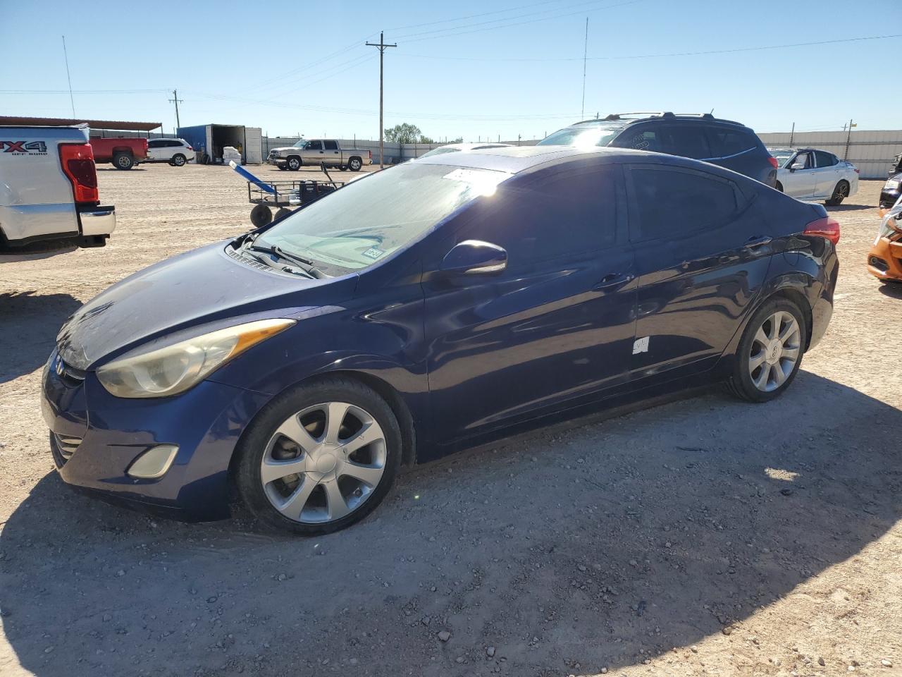 2013 HYUNDAI ELANTRA GL