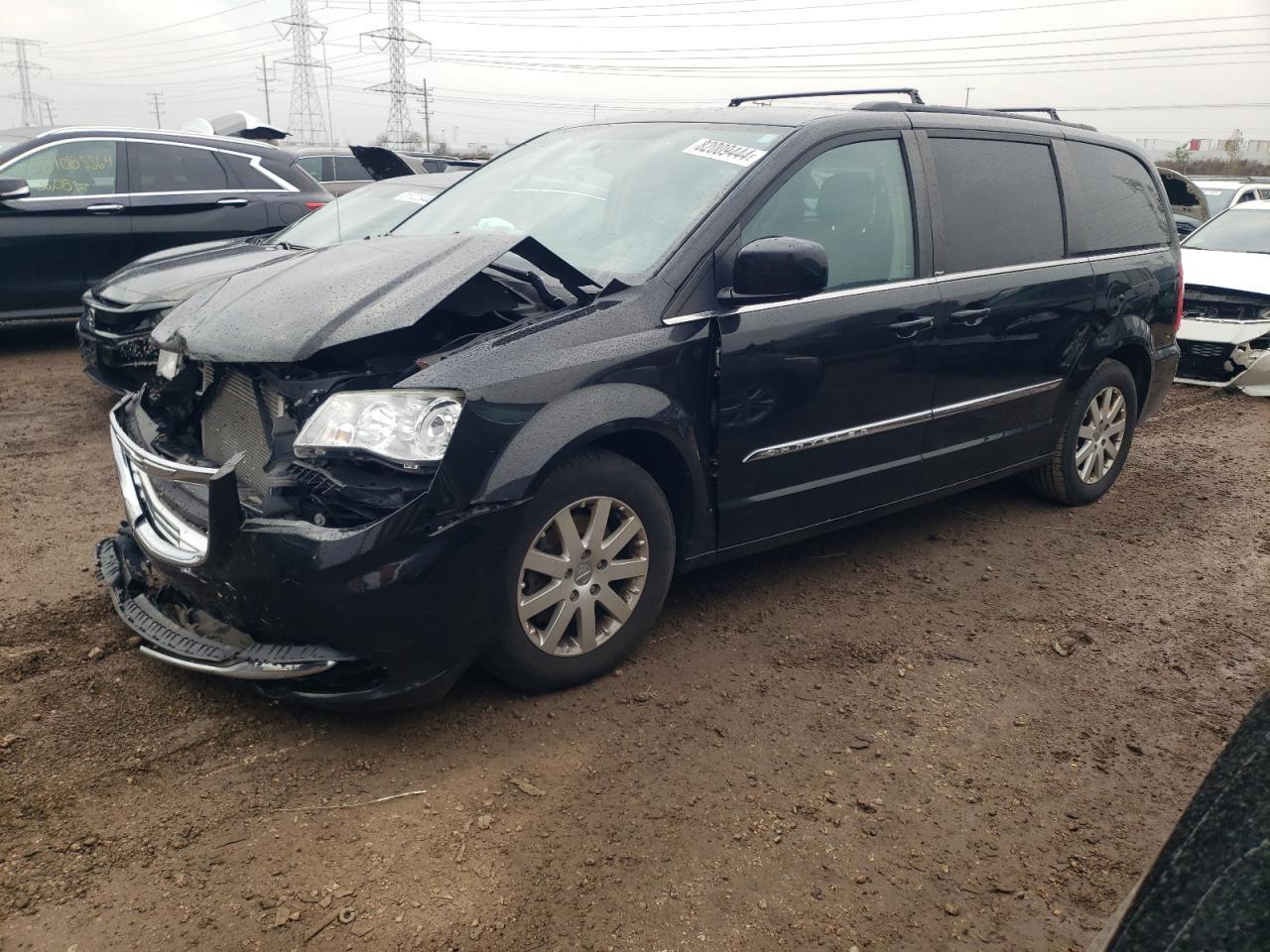 2014 CHRYSLER TOWN & COU
