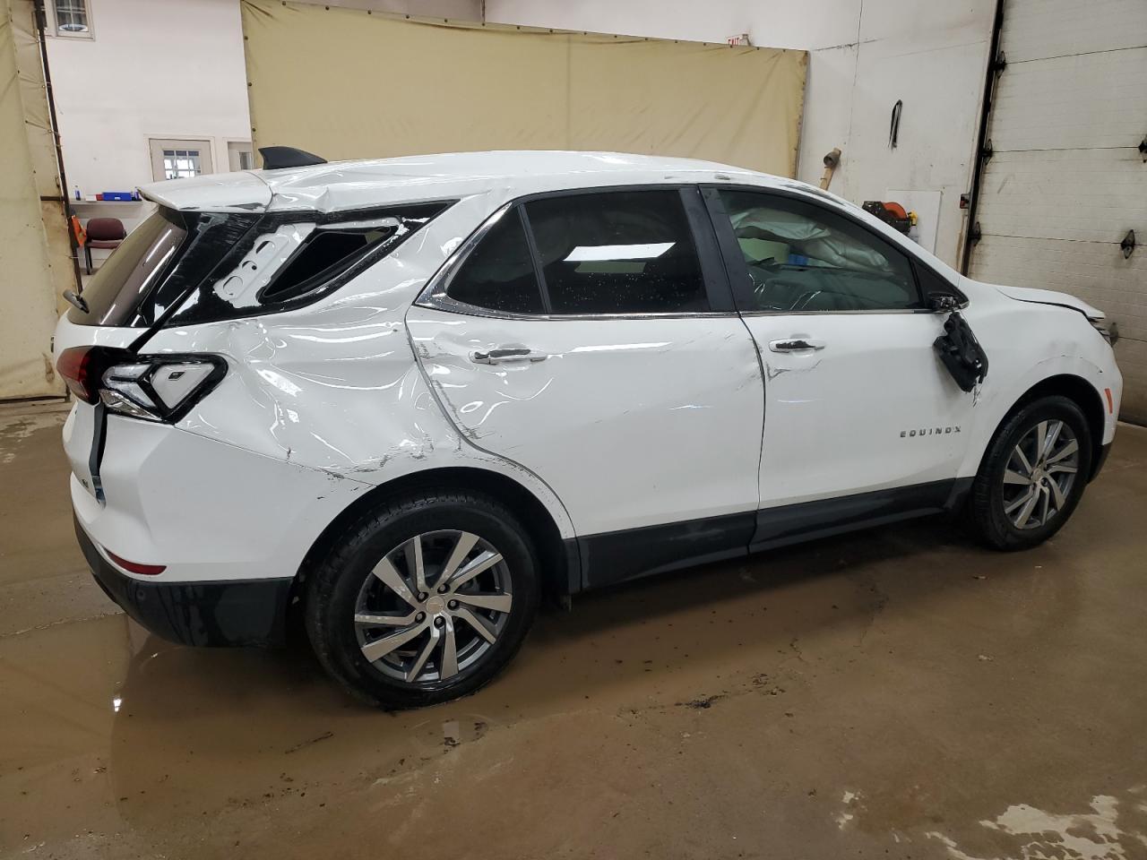 2024 CHEVROLET EQUINOX LT - Фото 3