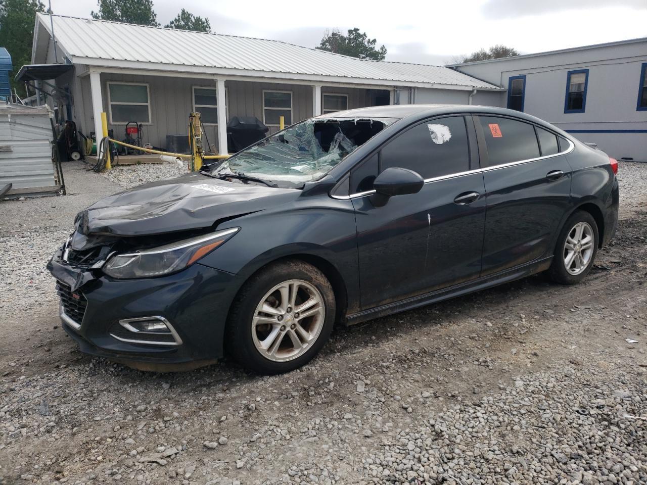 2017 CHEVROLET CRUZE LT