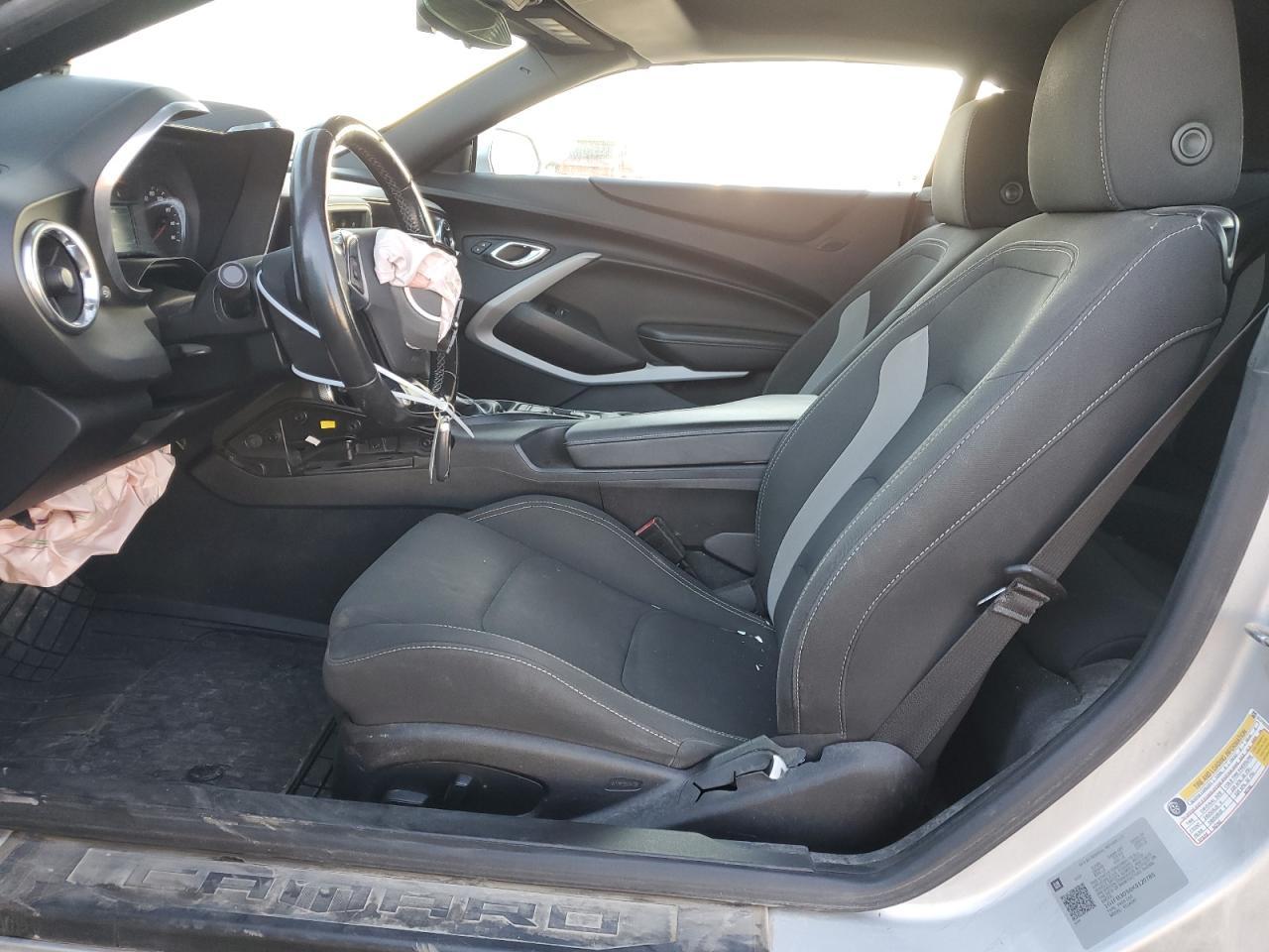 2019 CHEVROLET CAMARO LS - Image 7