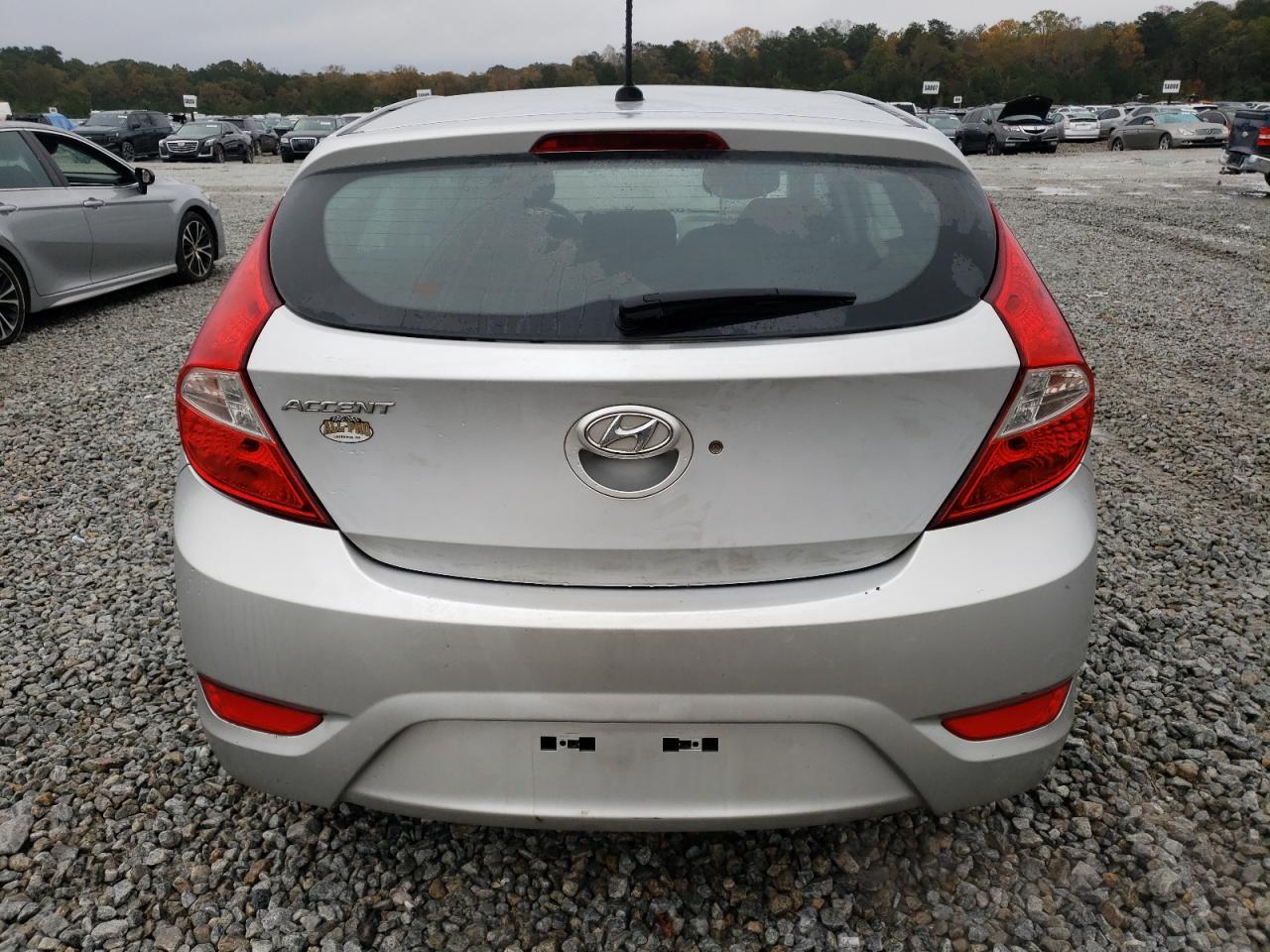 2012 HYUNDAI ACCENT GLS - Image 6