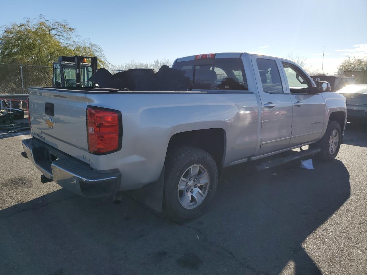 2018 CHEVROLET SILVERADO - Image 3