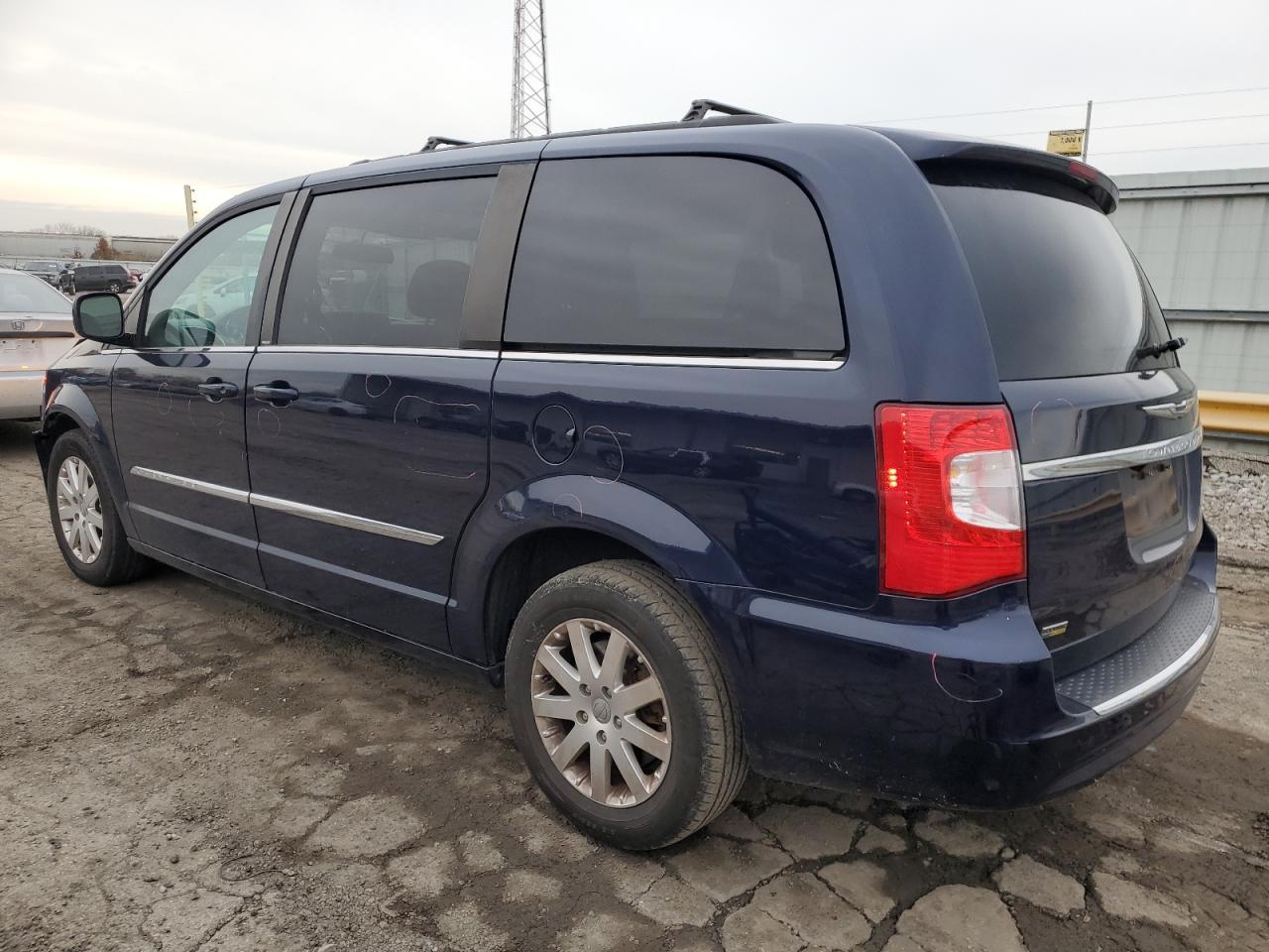 2014 CHRYSLER TOWN & COU - Фото 2