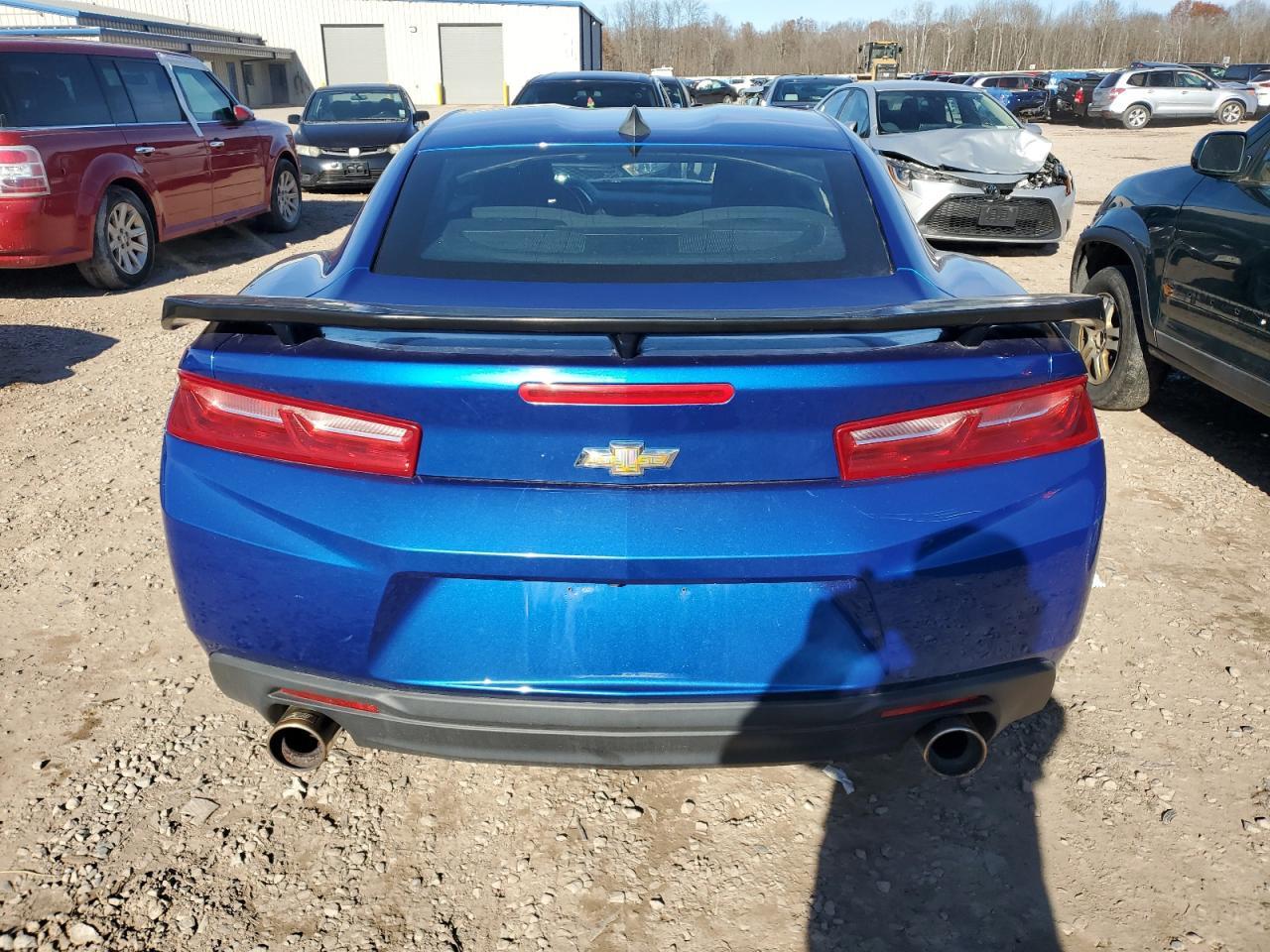 2018 CHEVROLET CAMARO LT - Image 6