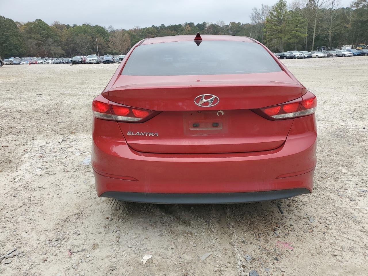 2018 HYUNDAI ELANTRA SE - Image 6
